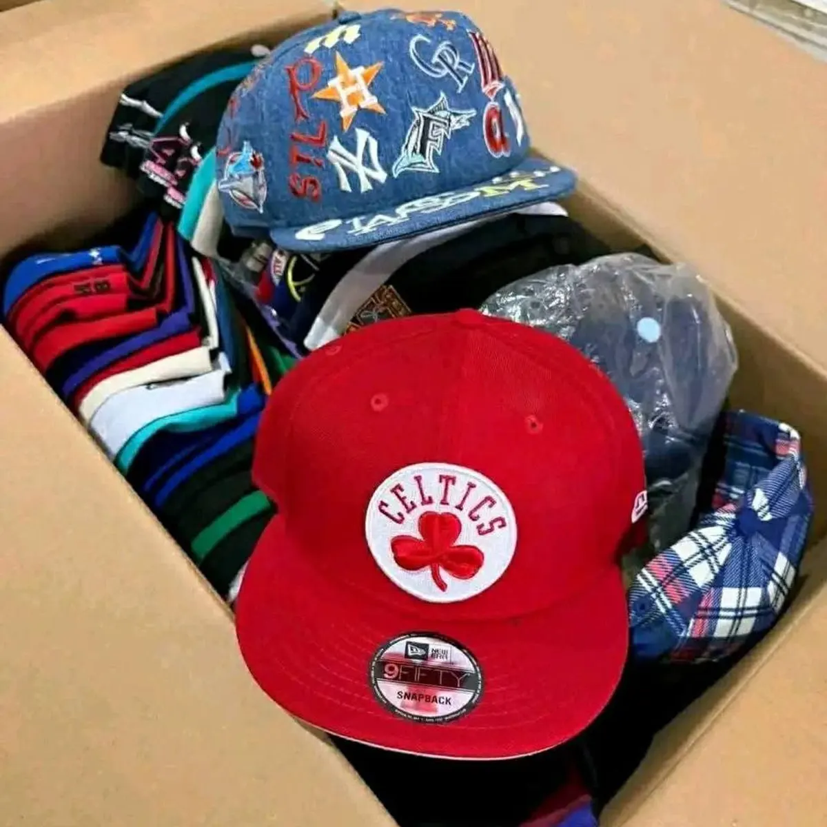 Caps Pallet