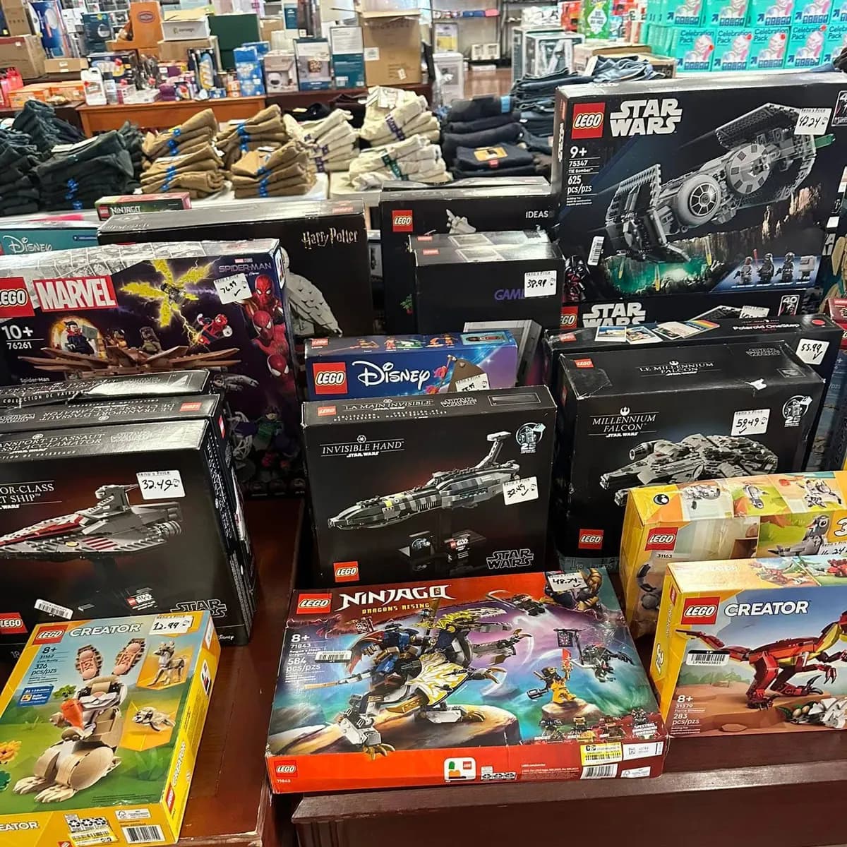 LEGO Sets Pallet