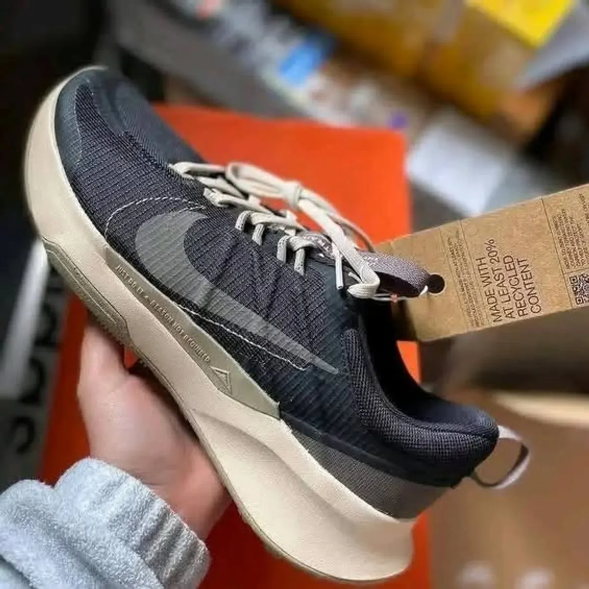 Nike Adidas Puma Sneakers Pallet