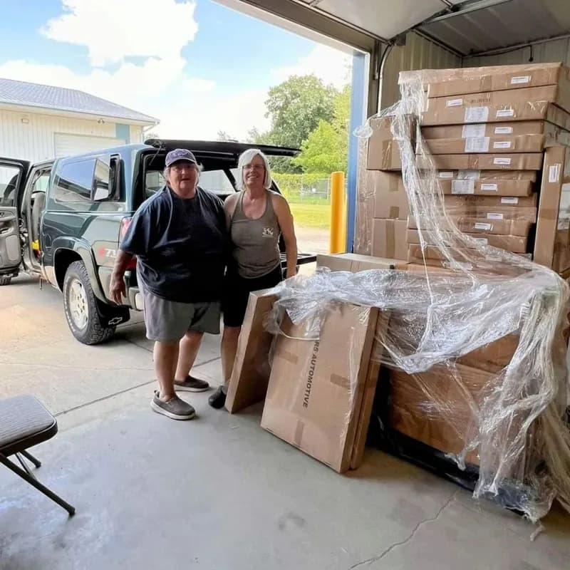 Customer collecting pallets at the warehouse